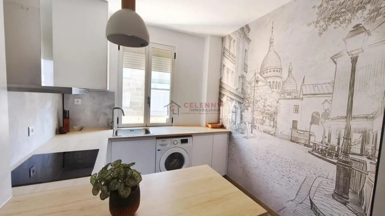 Pis de 65 m² a Ourense