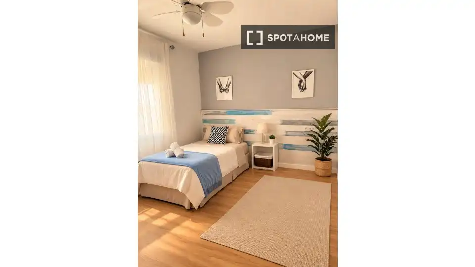 Habitación 104 m², Sevilla