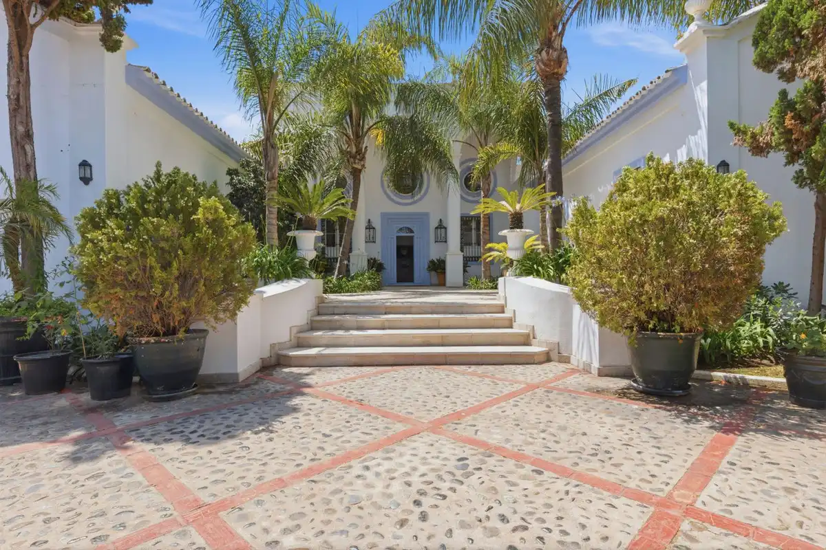 Pis de 984 m² a Estepona