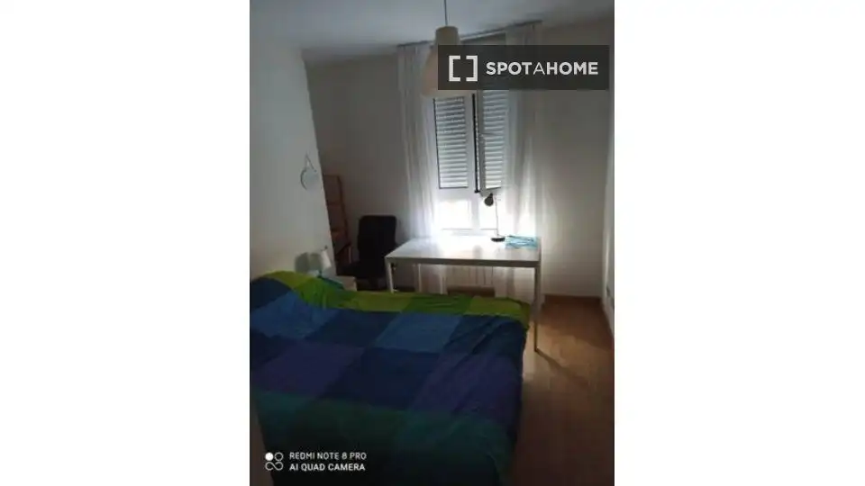 Habitación 69 m², Oviedo