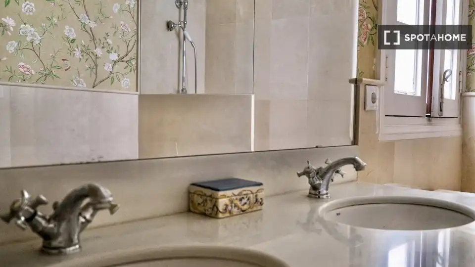Habitación 109 m², Sevilla
