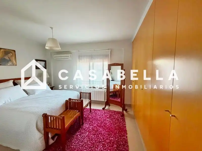 Wohnung 131 m² in Valencia