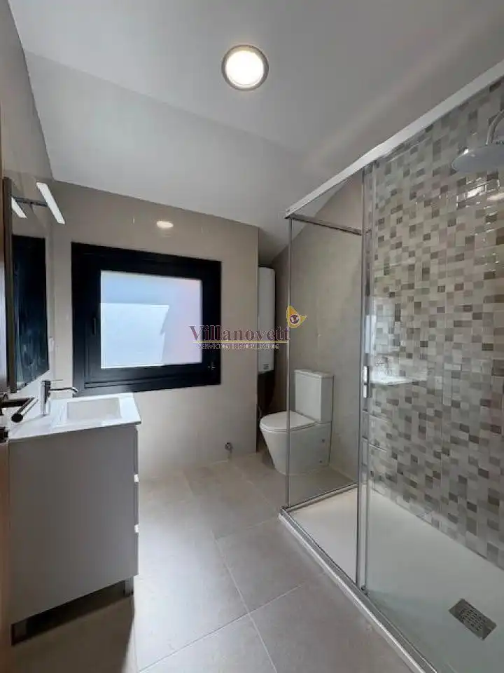 Piso de 98 m² en Vigo