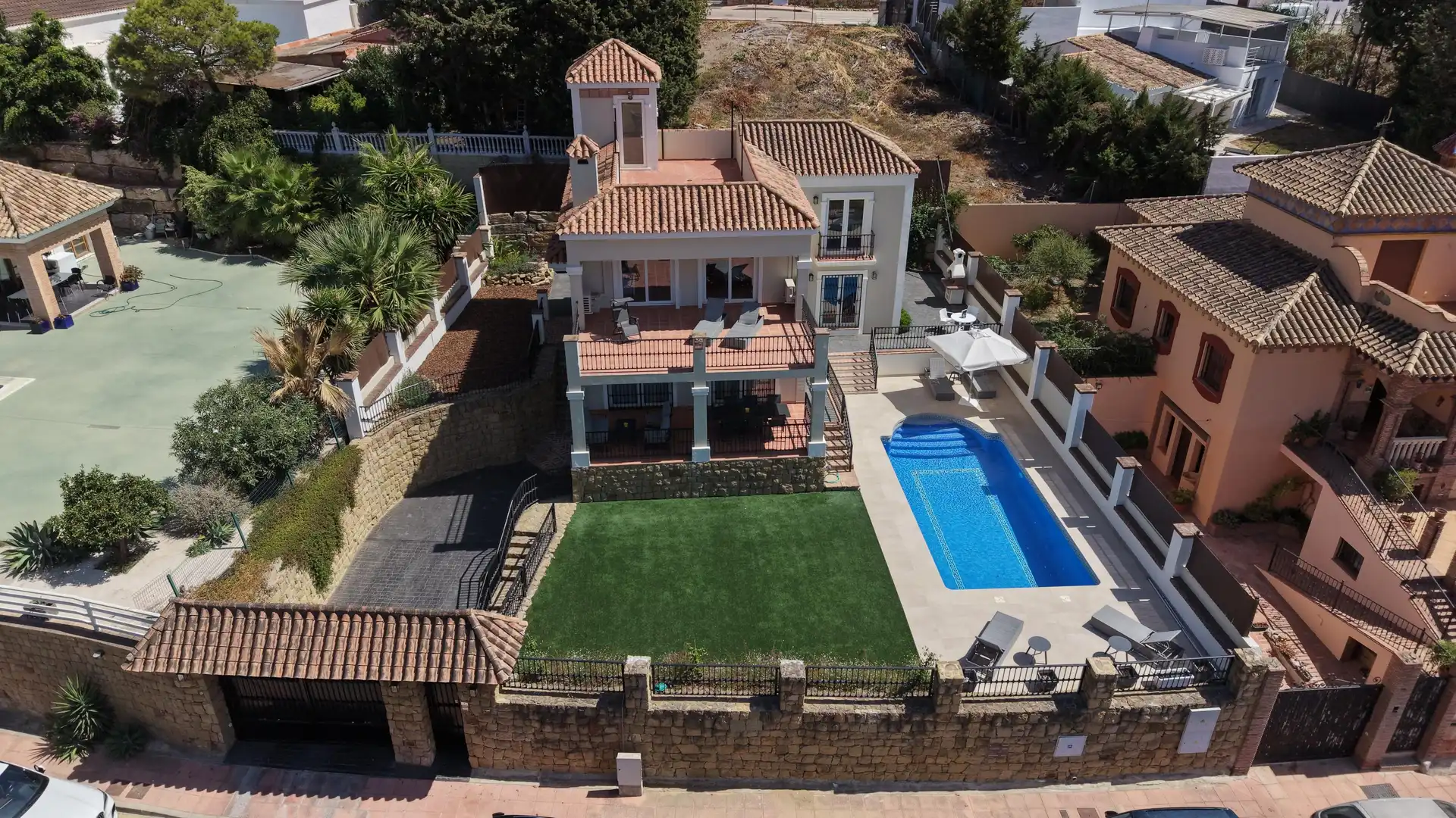 Casa de 170 m² en Estepona
