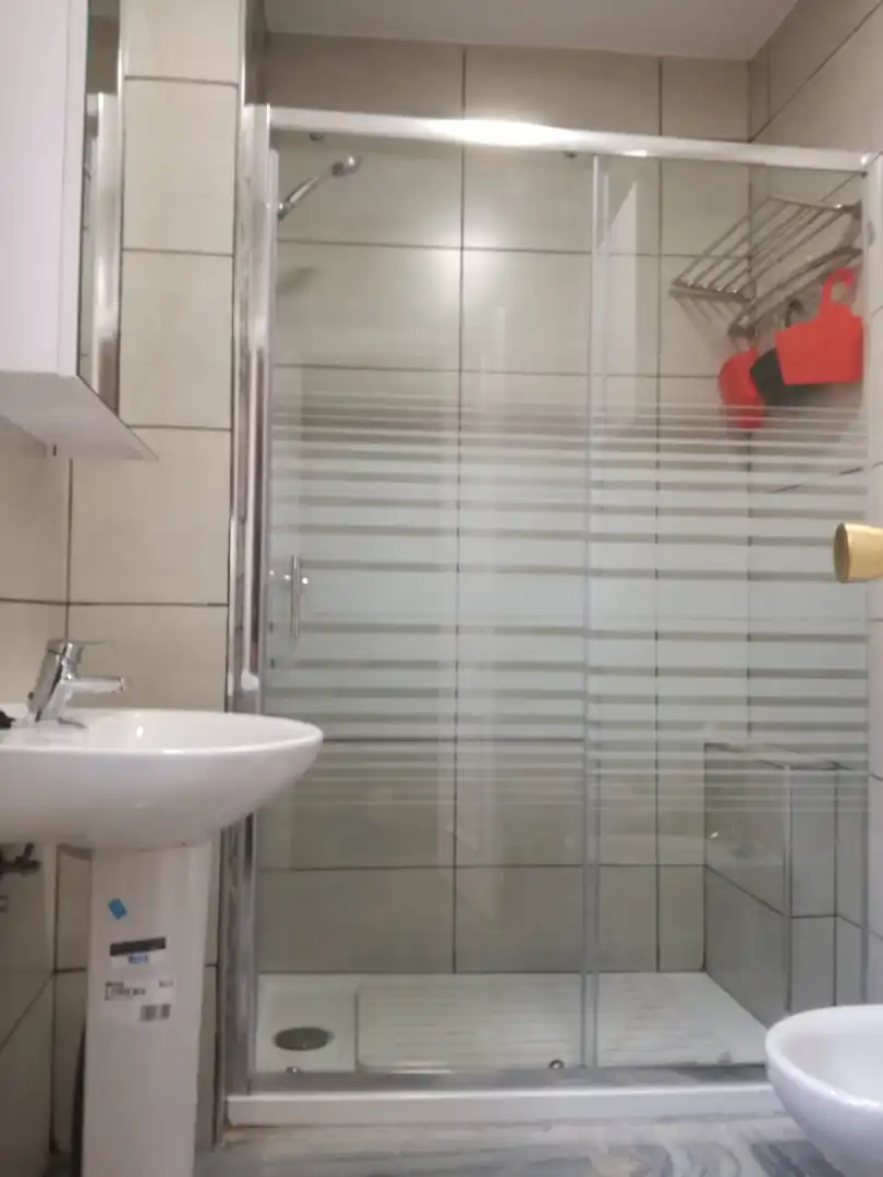 Habitación 90 m², Granada