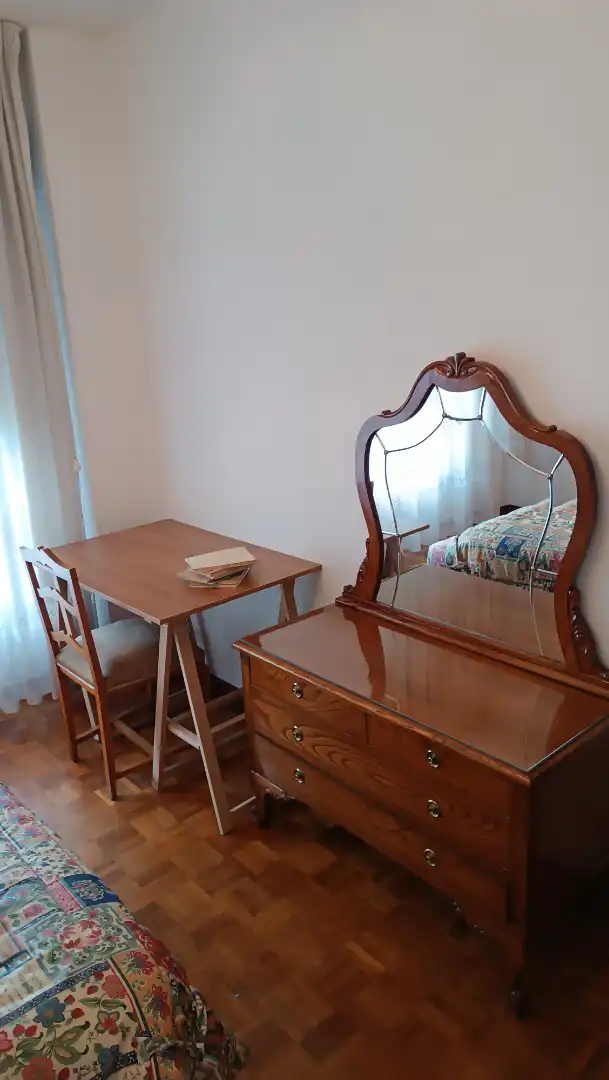 Habitación 93 m², Ourense