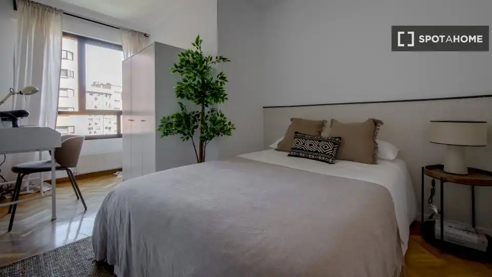 Room for rent, Madrid