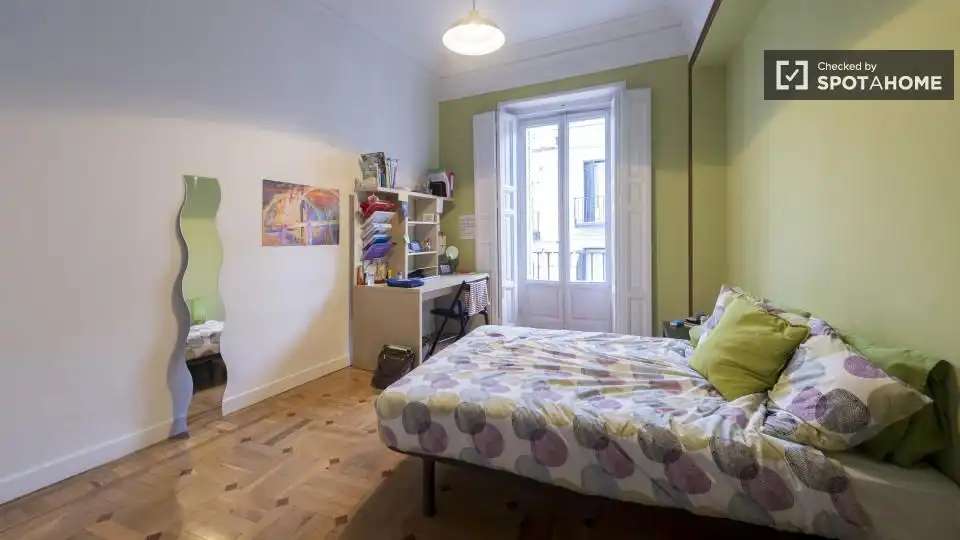 Habitación 150 m², Madrid