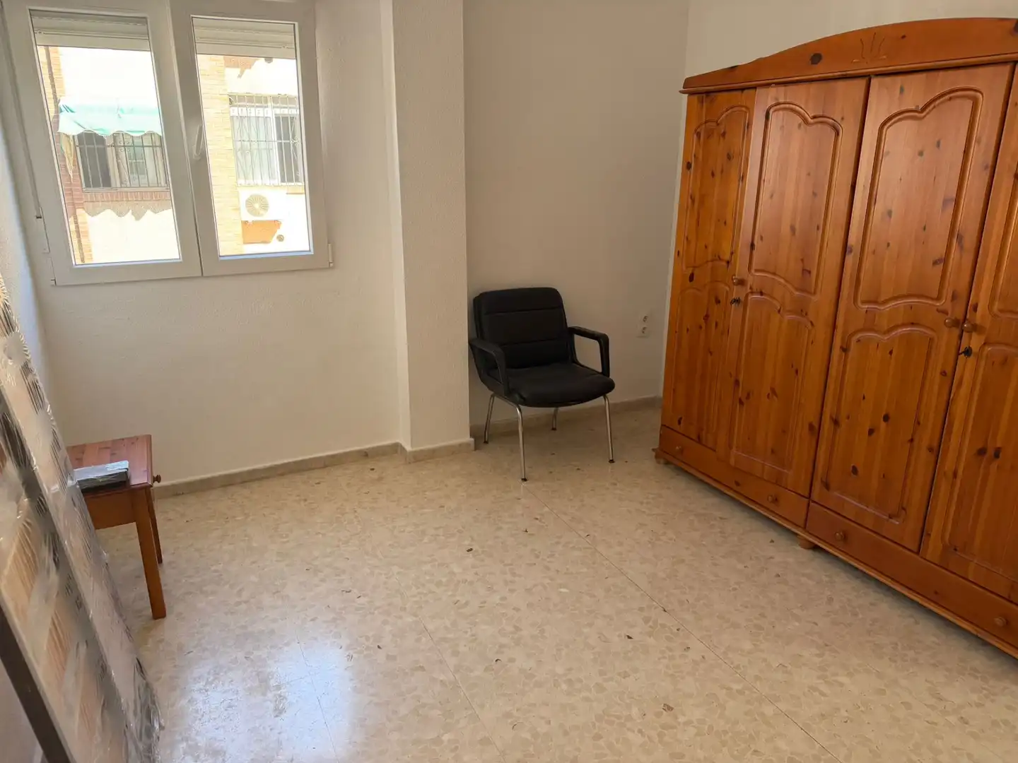 Piso de 90 m² en Granada