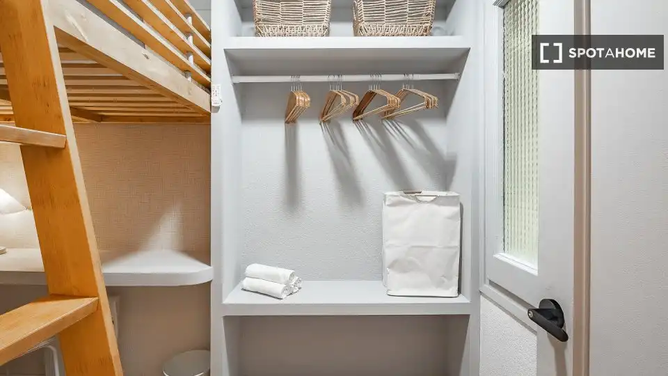 Habitación 75 m², Barcelona