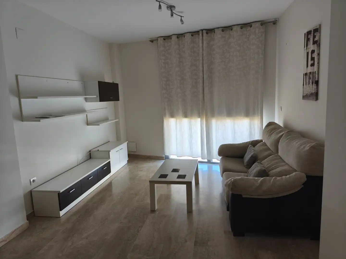 Piso de 80 m² en Aljaraque