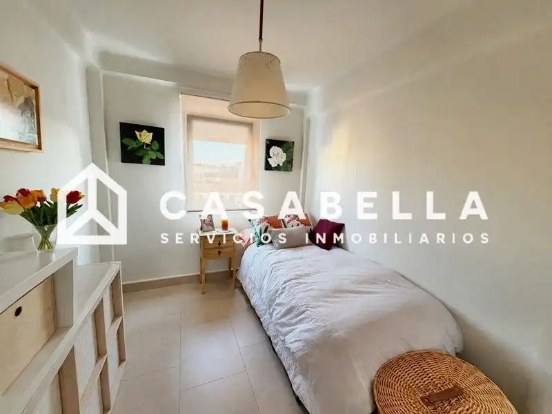 Wohnung 131 m² in Valencia