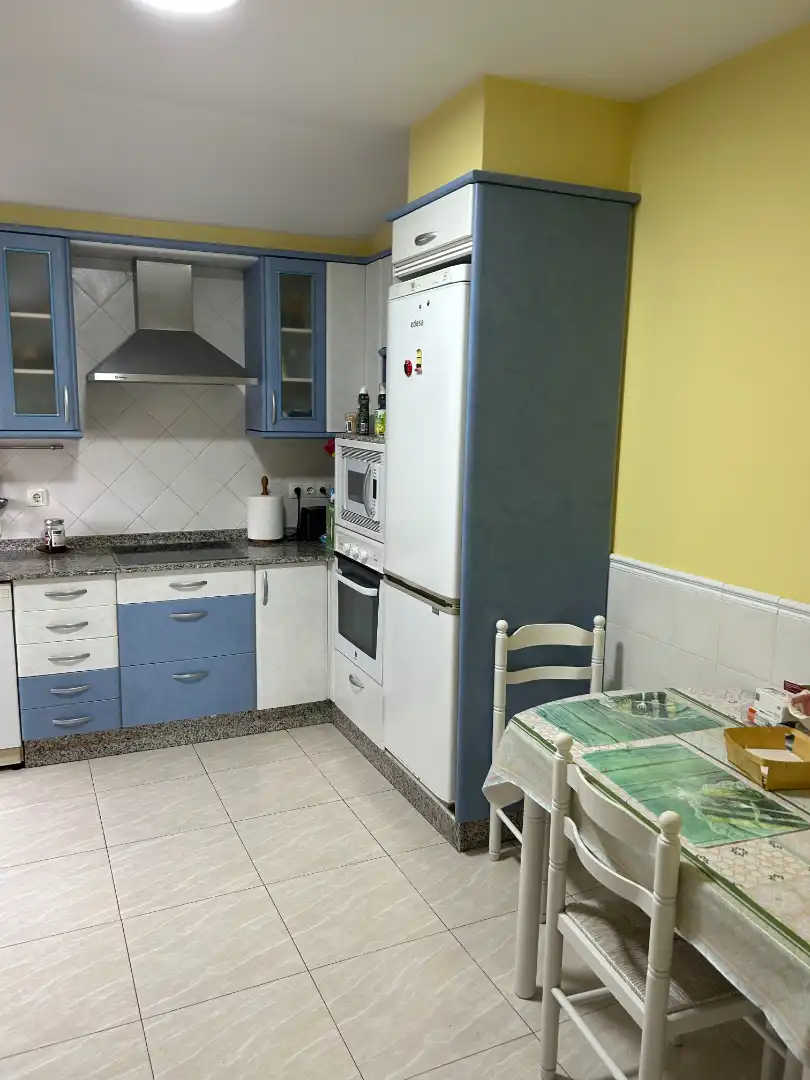 Piso de 300 m² en Moaña
