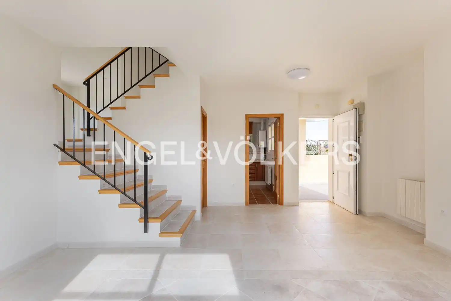 Casa de 250 m² a Riba-roja de Túria