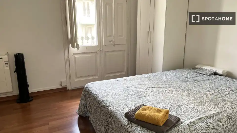 Room for rent, Barcelona