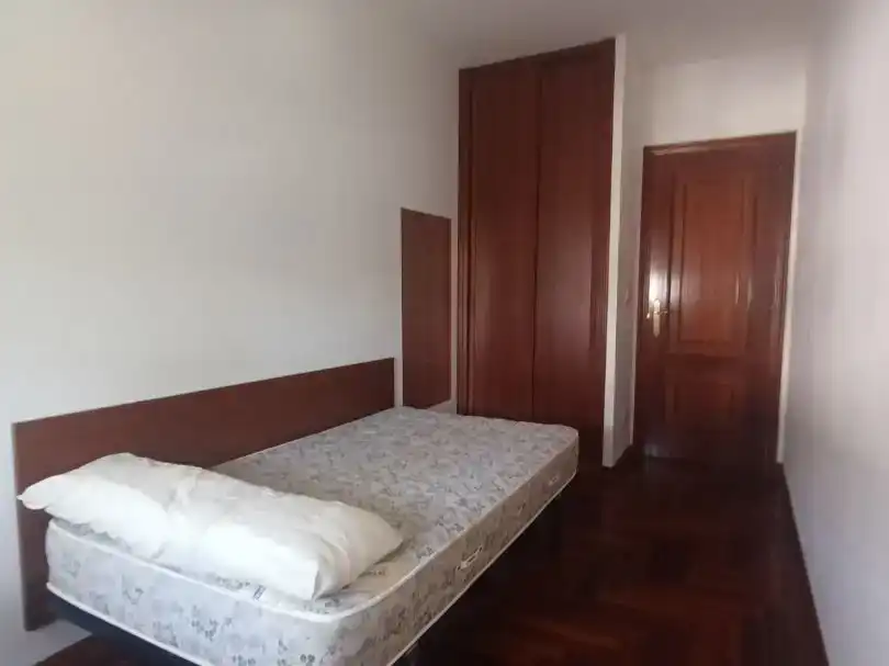 Piso de 80 m² en Lugo