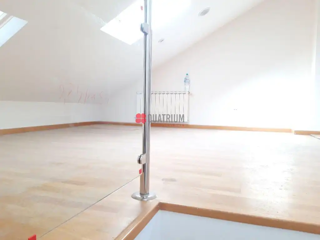 Appartamento 250 m² a Santiago de Compostela