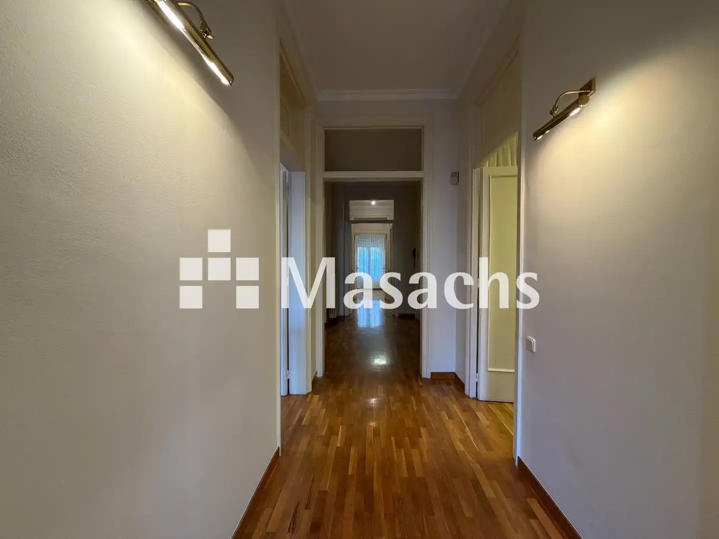 Pis de 296 m² a Terrassa