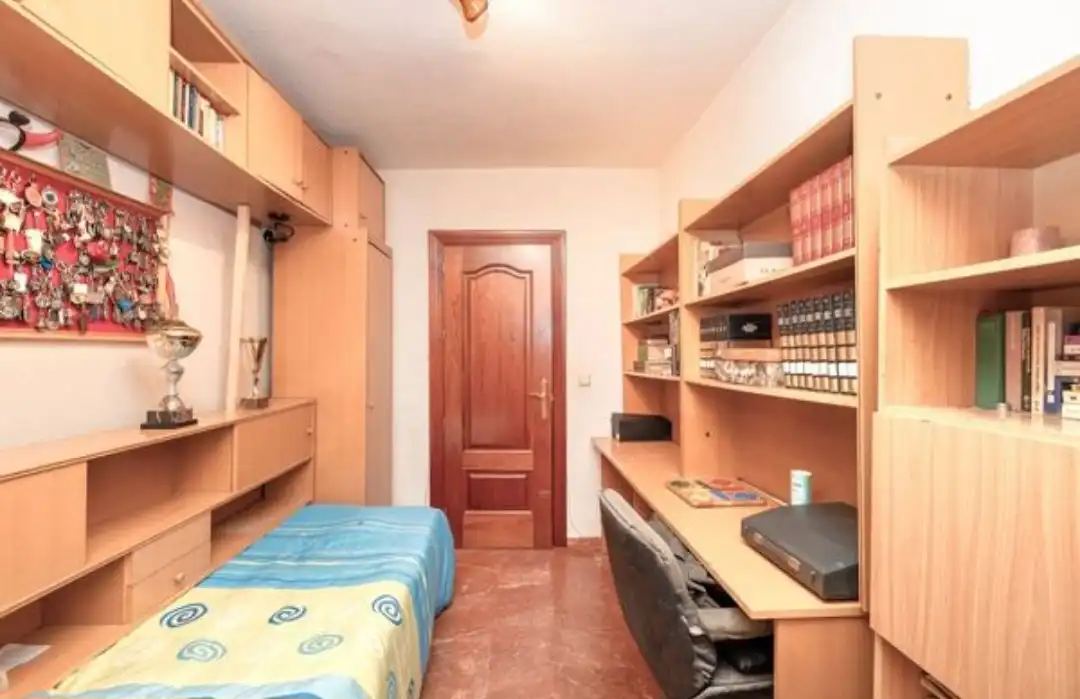 Piso de 138 m² en Granada