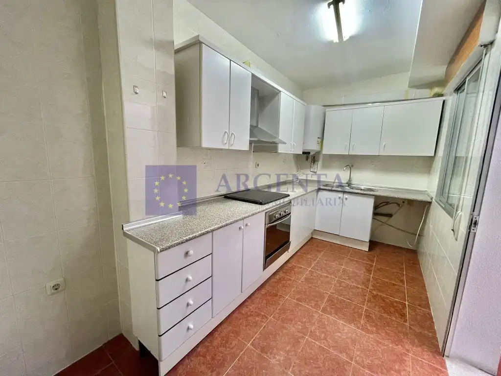 Casa de 160 m² en Malpartida de Cáceres