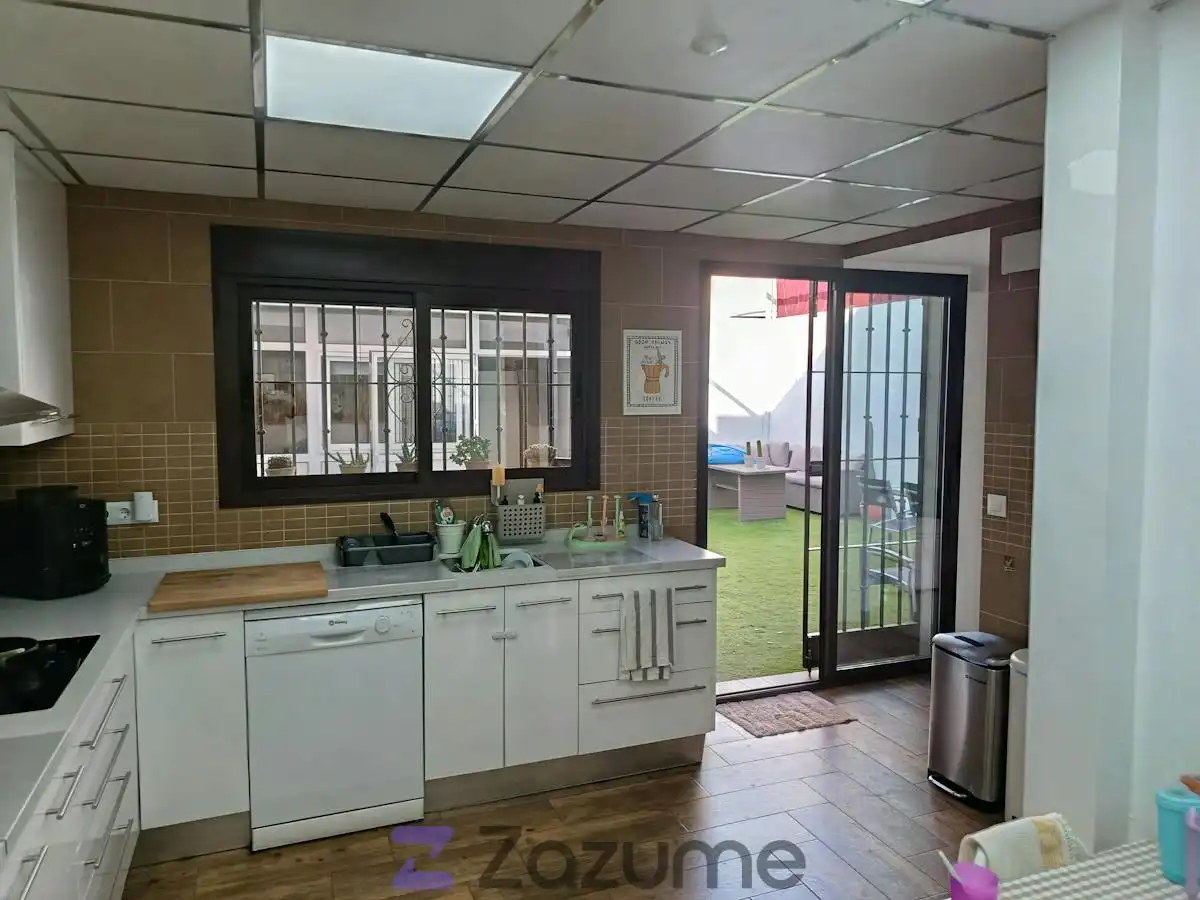 Casa de 180 m² en Alcalá de Guadaíra
