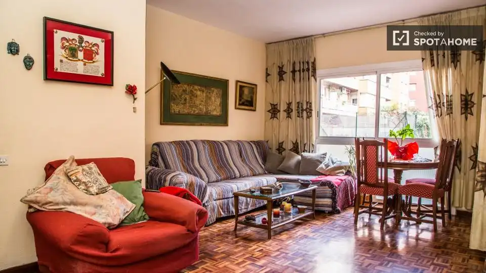 Habitación 70 m², Barcelona