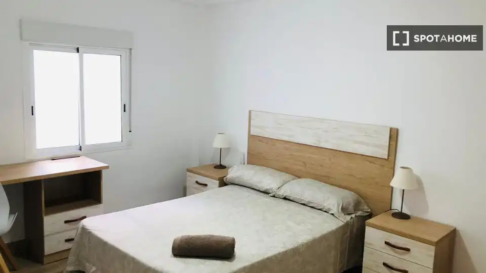 Habitación 138 m², Granada