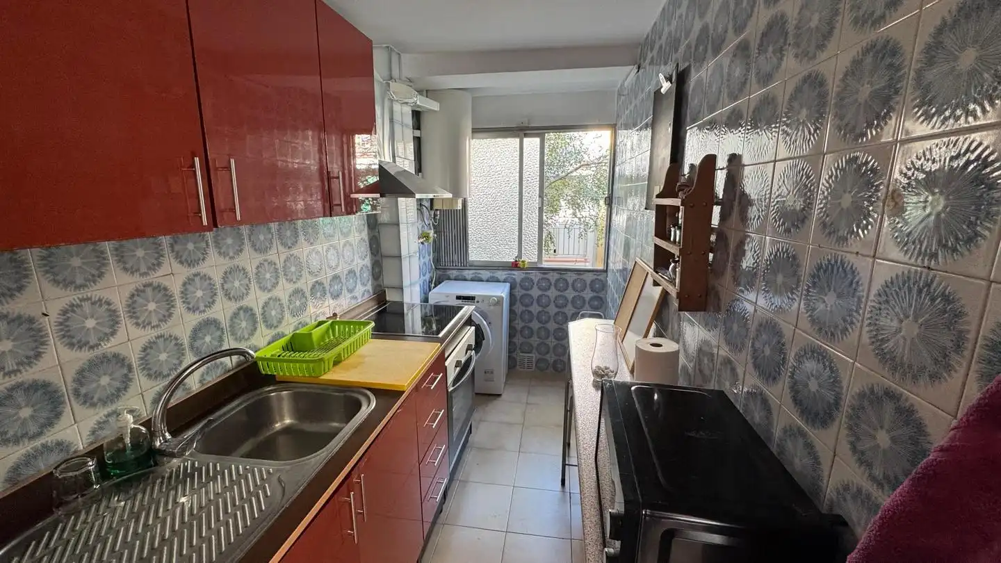 Piso de 90 m² en Granada