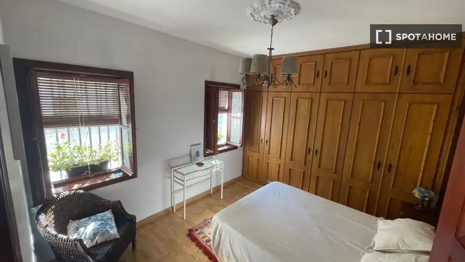 Habitación 109 m², Granada