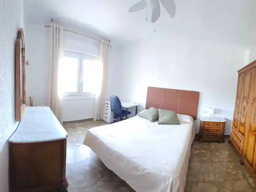 Habitación 70 m², Almería