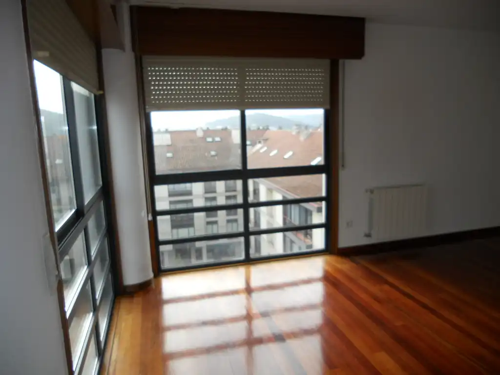Piso de 100 m² en Santiago de Compostela