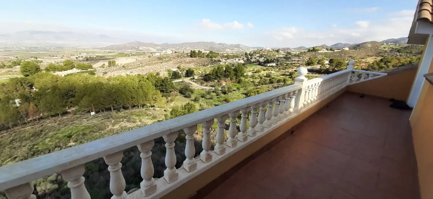 Casa de 400 m² en Lorca
