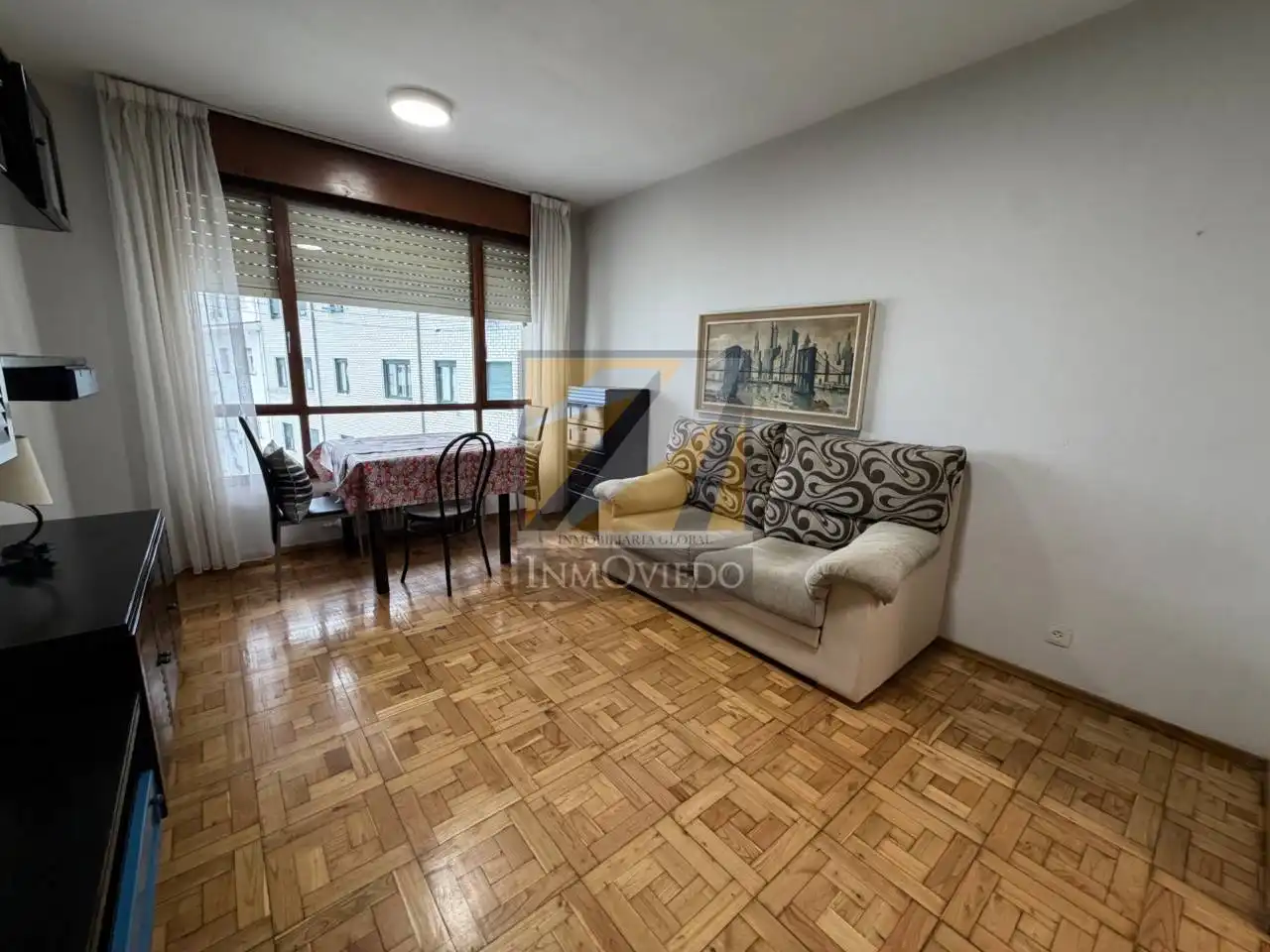 Piso de 50 m² en Oviedo