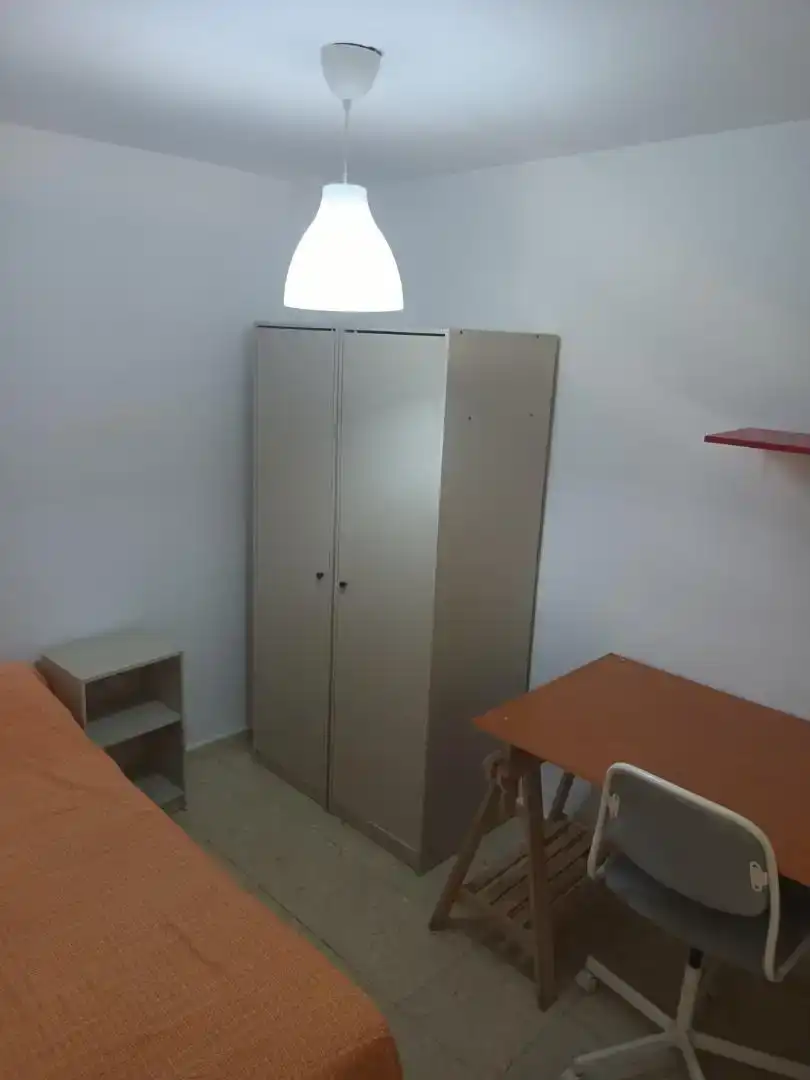 Habitación 69 m², Sevilla