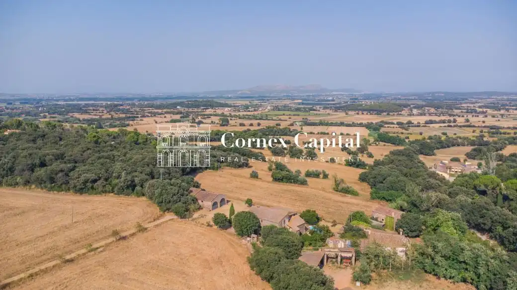 Casa de 1000 m² en Rupià