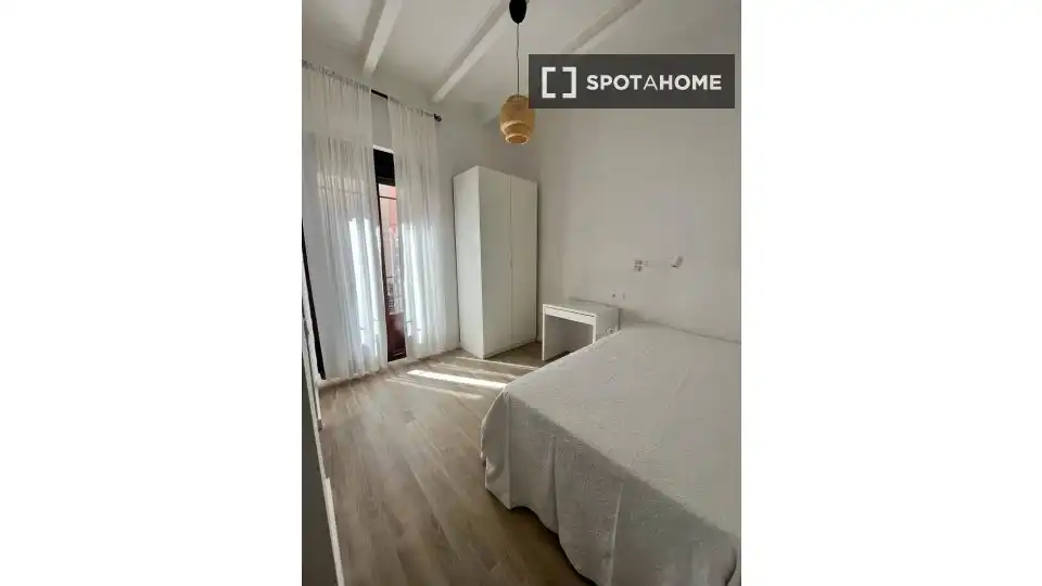 Habitación 115 m², Almería