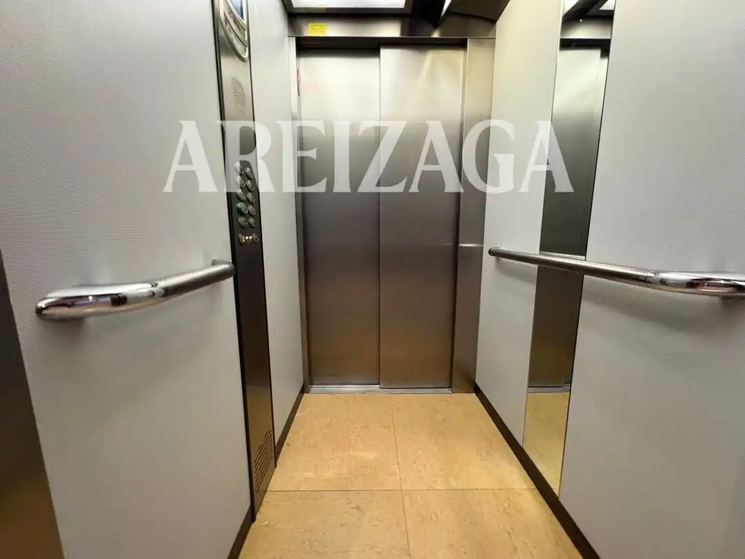 Pis de 104 m² a Sant Sebastià