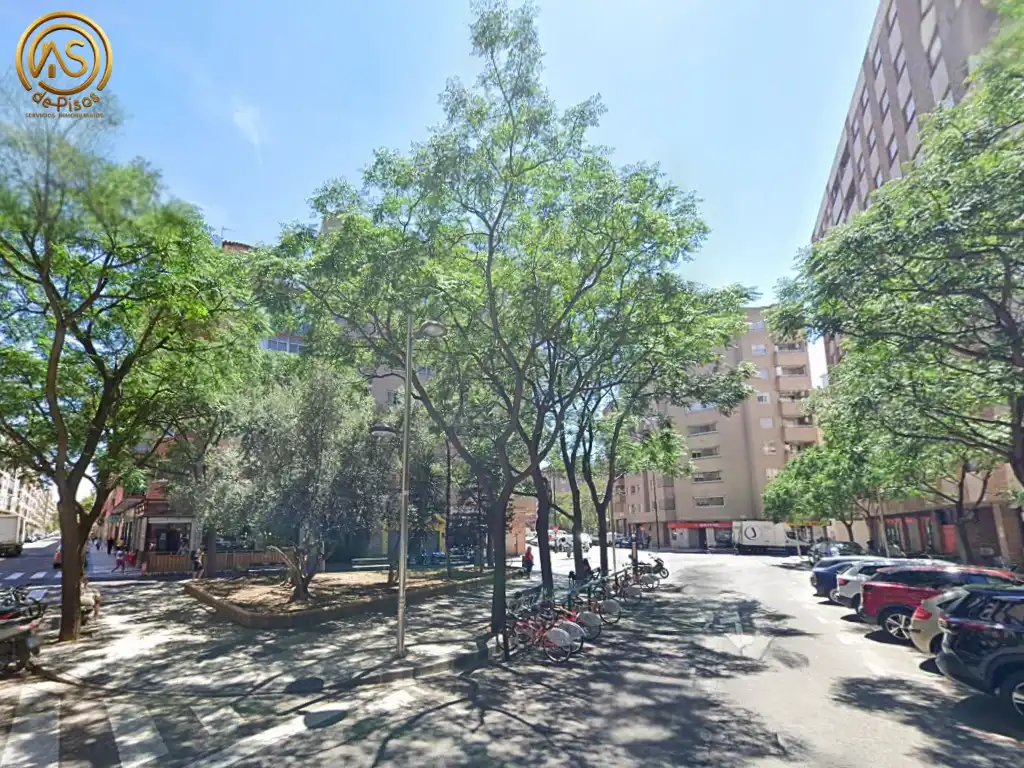 Piso de 93 m² en Zaragoza