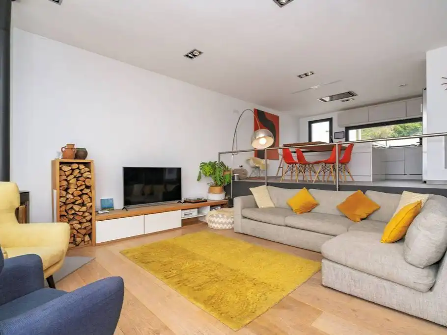 House 189 m² in Roses