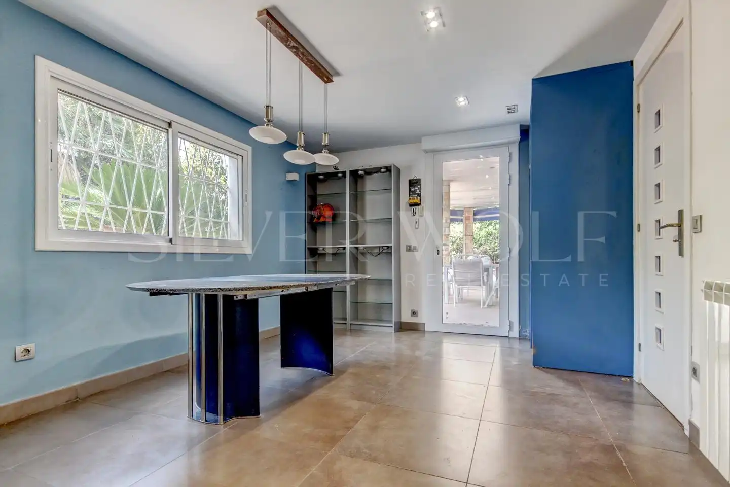 Будинок 434 м² у Castelldefels