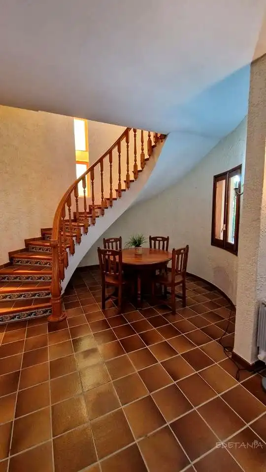 Casa 208 m² a Nàquera / Náquera