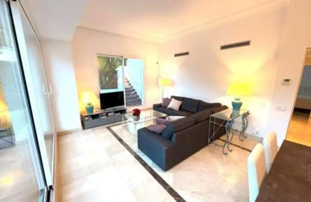 Apartamento 220 m² em Estepona