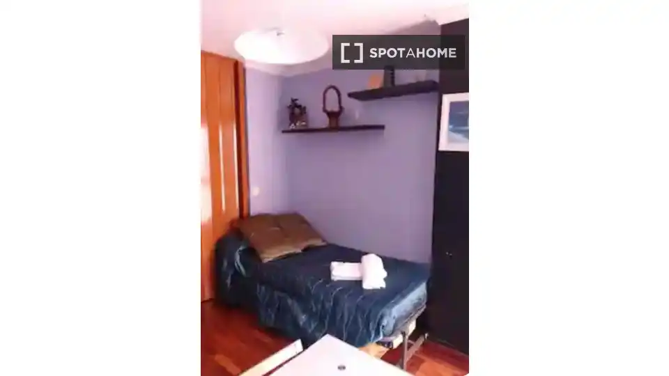 Habitación 75 m², Vigo