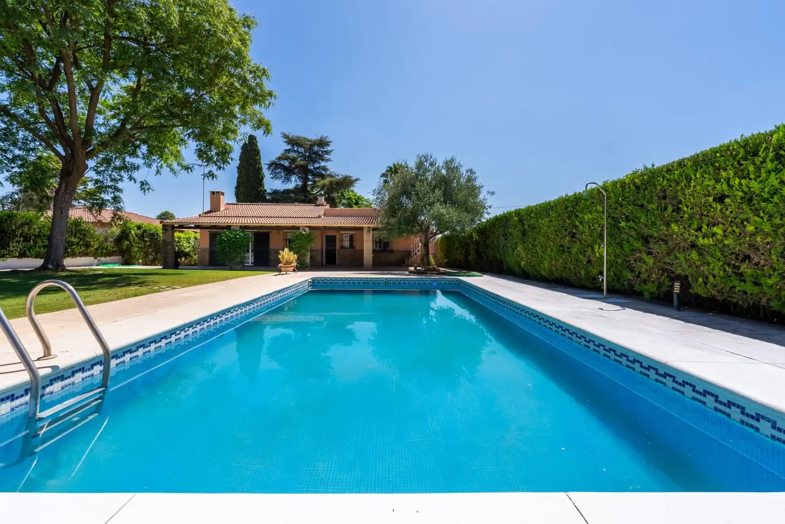 Casa de 150 m² a Palomares del Río