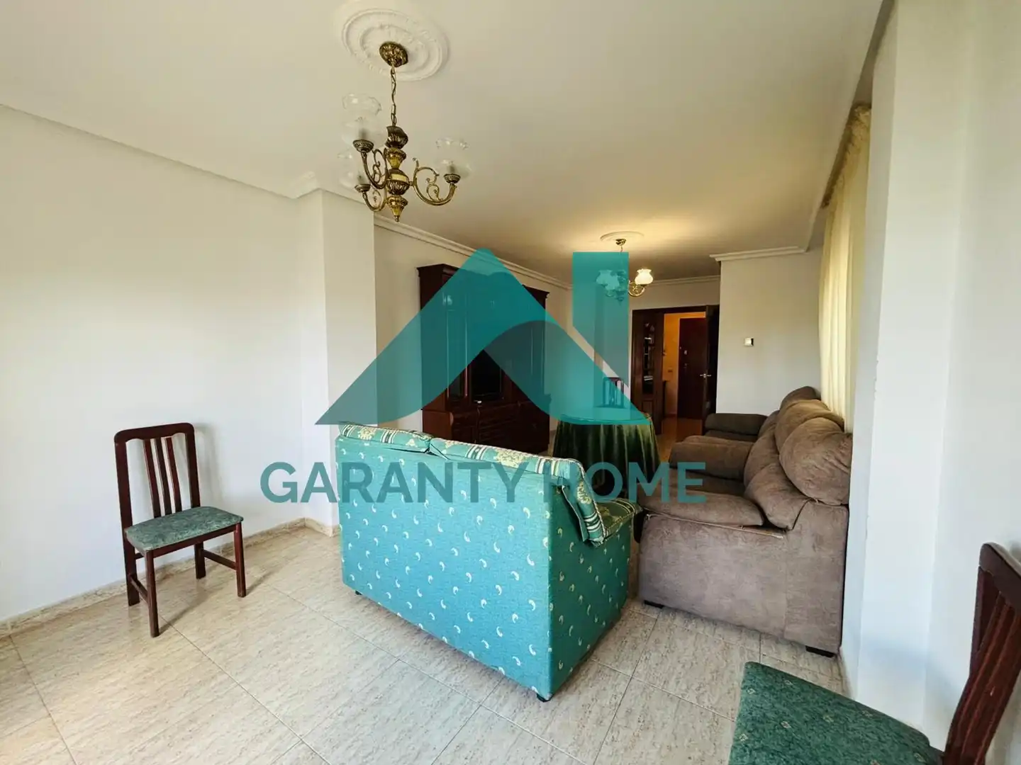Piso de 130 m² en Cáceres