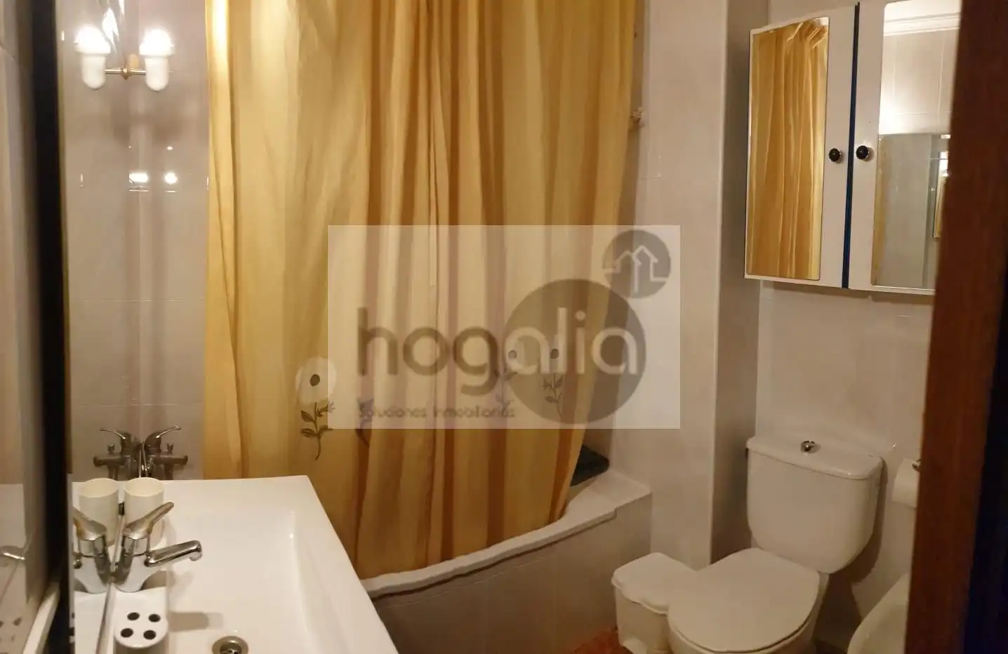 Piso de 95 m² en Sevilla