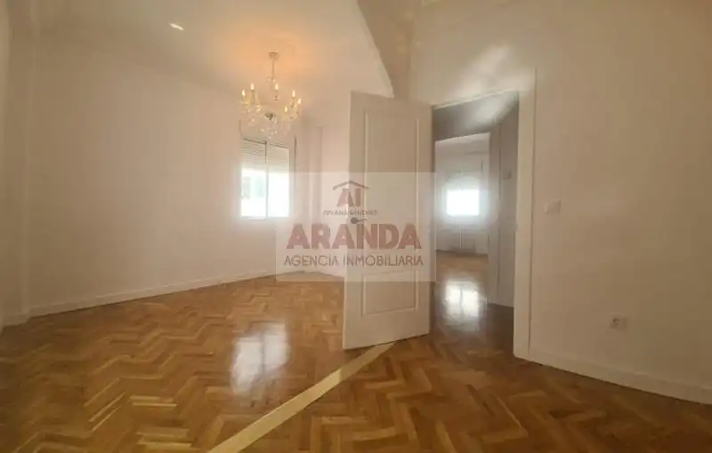 Piso de 80 m² en Zaragoza