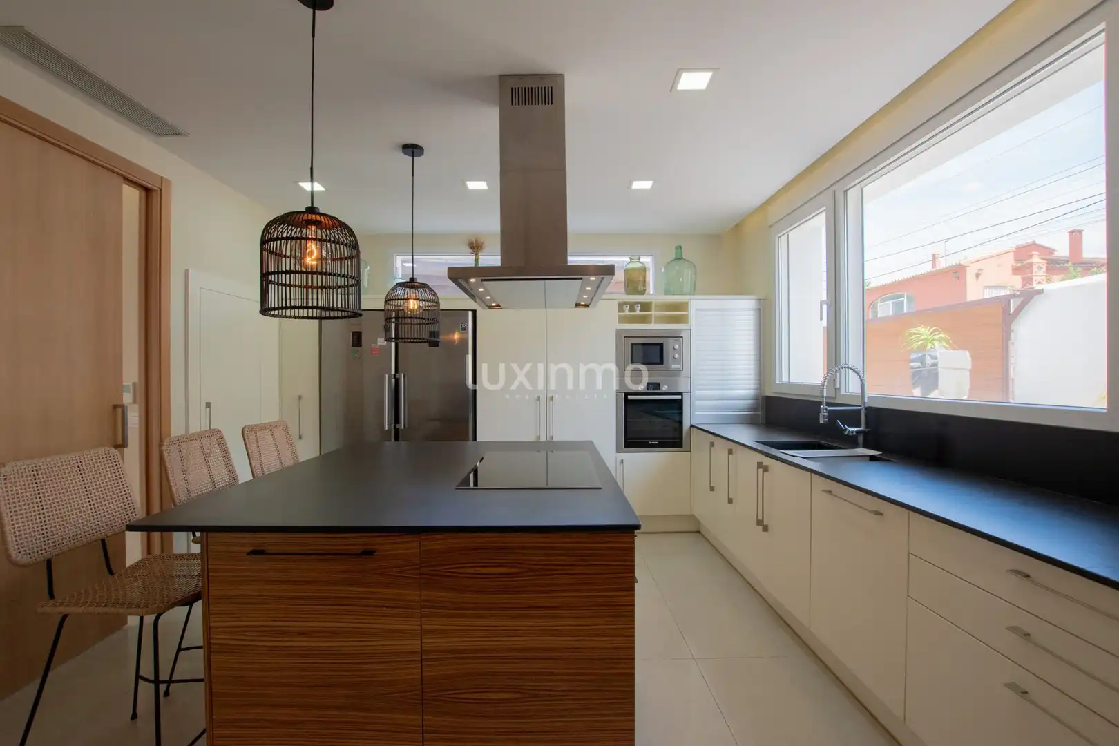 Haus 300 m² in Dénia