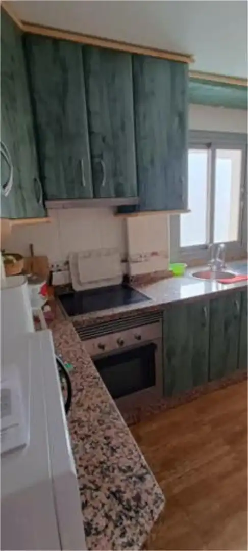 Pis de 100 m² a Adra