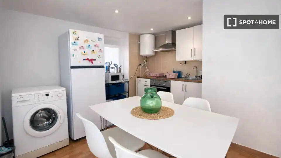 Habitación 52 m², Alicante
